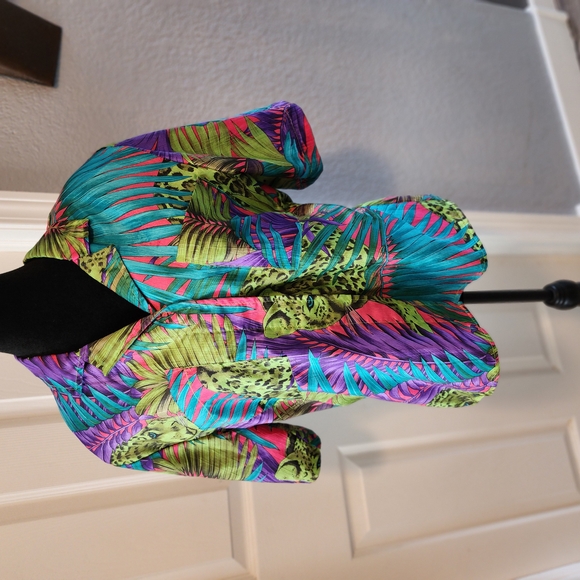 Notations Tops - Colorful Womens Colerful Leapord Shirt